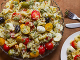 Pesto pasta salad