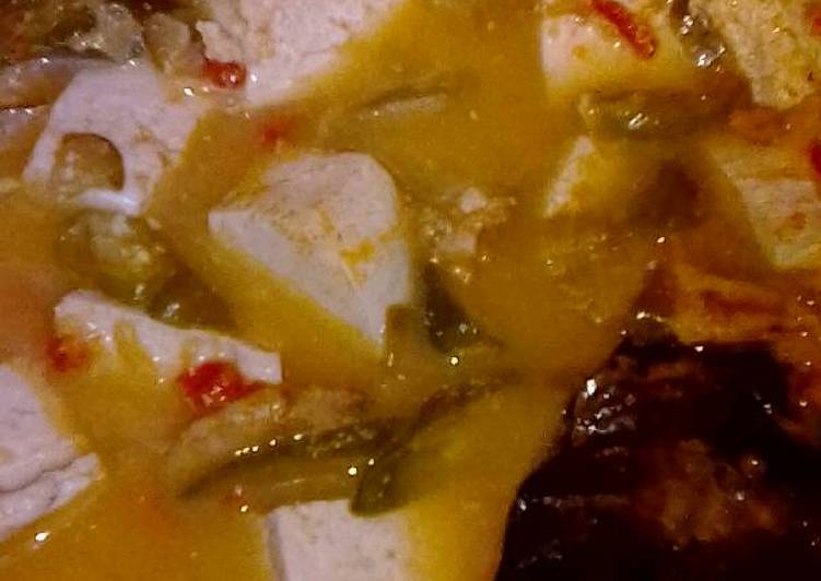 Proses meracik Tahu grinting blimbing wuluh yang enak