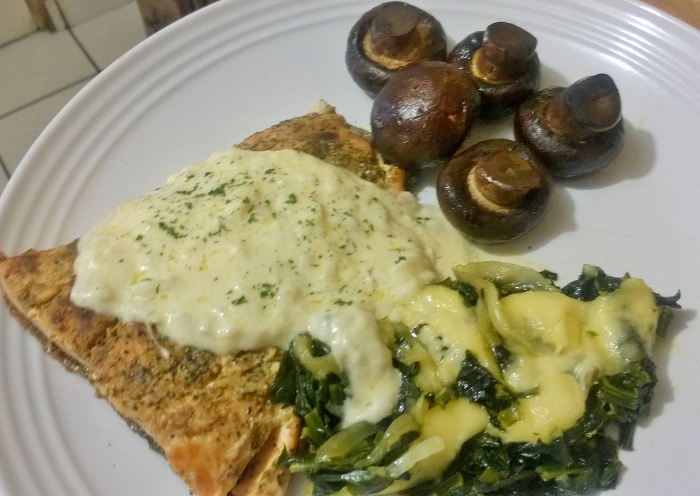 Salmón con crema de queso