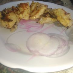 A picture of Kashmiri murgh tikka.