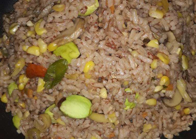 Cara Gampang Membuat Nasi liwet beras merah sehat yang Sempurna