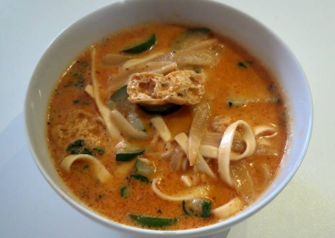 Quick one pot red curry noodle soup
