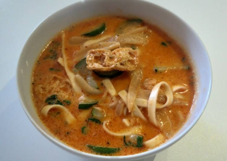 How to Make Recipe of Quick one pot red curry noodle soup