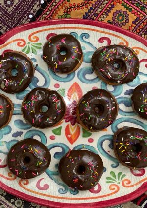 A picture of Donuts 🍩.