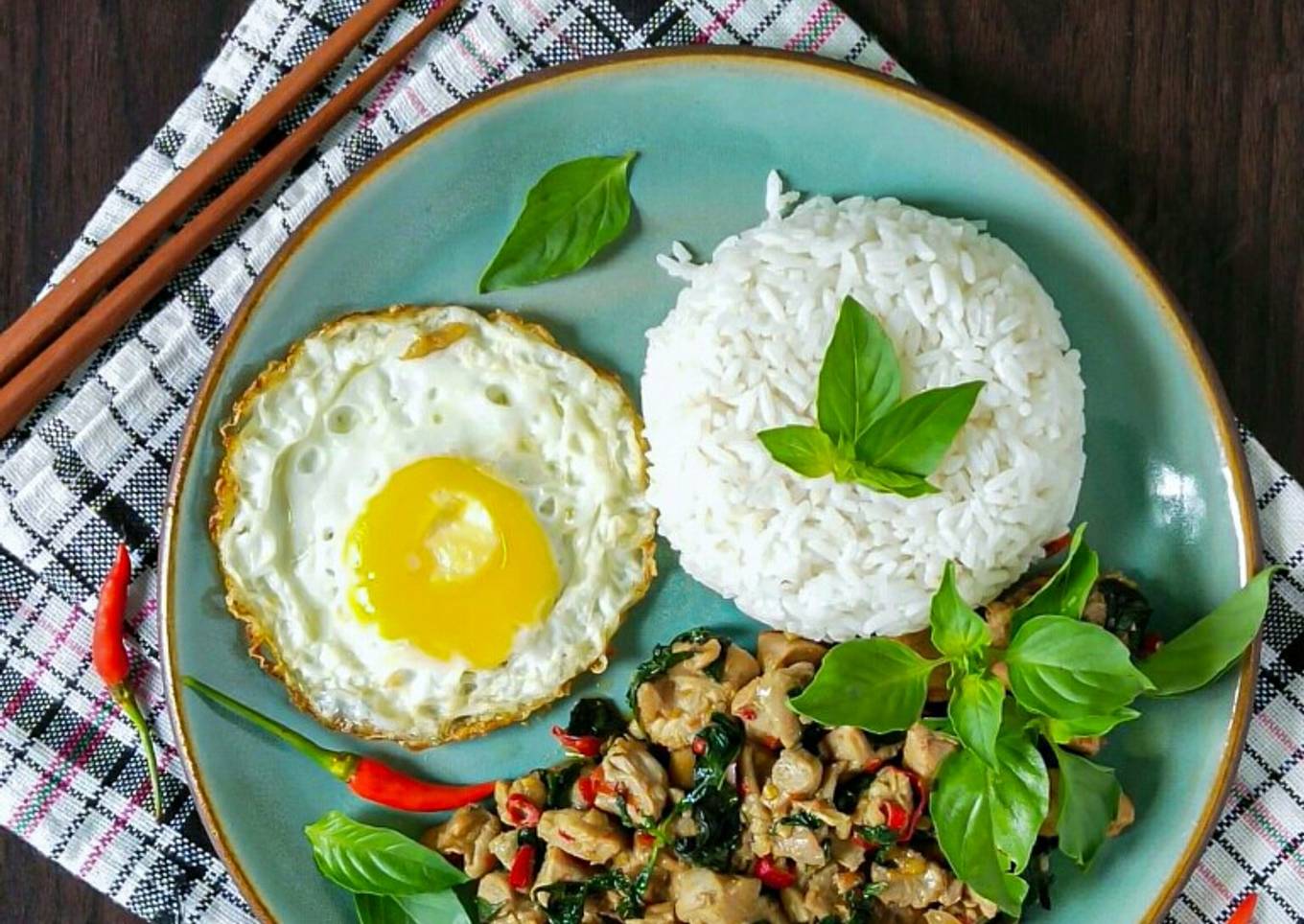 Pad Kra Pao (Thai Chicken Basil)