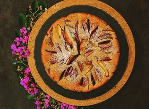 Foto di Torta di pesche e prugne senza zucchero
