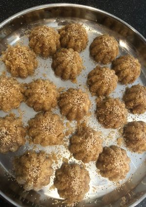 A picture of Churma laddoos.