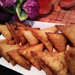 A picture of BBQ samosa.