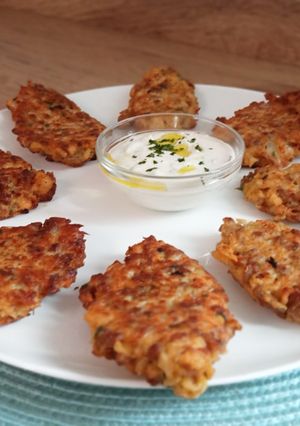 Una foto de Tortitas de repollo y carne picada