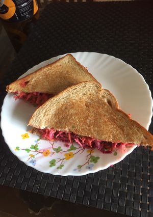 A picture of Curd sandwich.