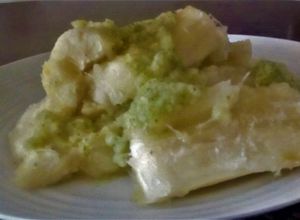 Una foto de Yuca con "Mojo al Ajo y Cebolla"😋