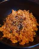 Kimchi Bokkeumbap (Nasi goreng kimchi)