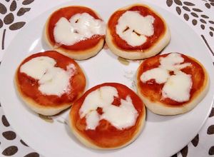 Foto di Pizzette con esubero del lievito madre