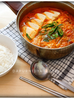 Foto resep Kimchi jjigae / sup kimchi korea