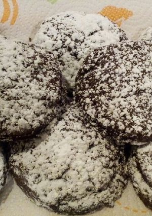 A picture of Cocoa Cookies Filled with Nutella (No Baking Powder).