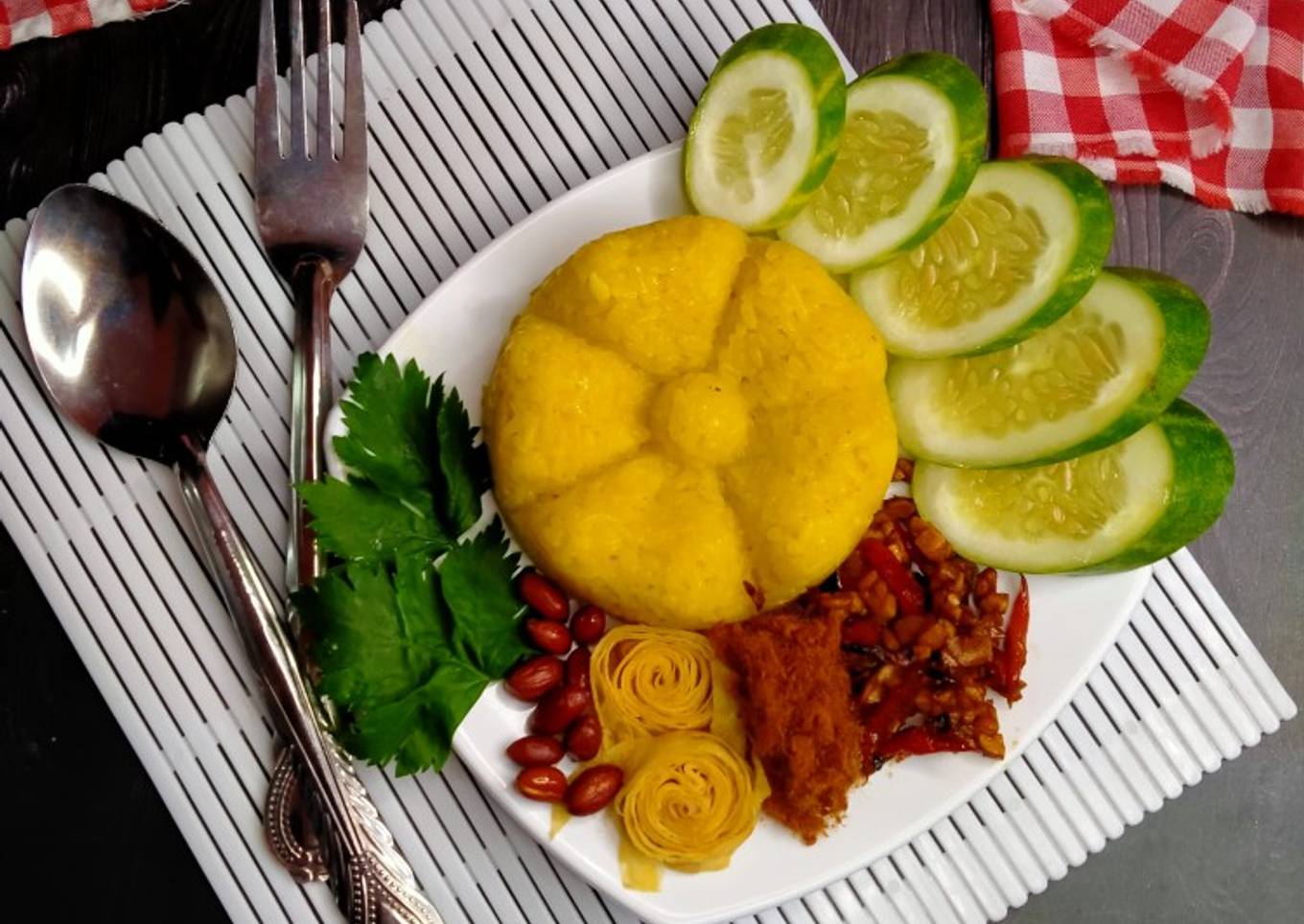 Nasi kuning no ribet✅