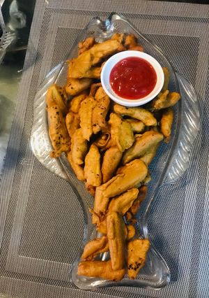 A picture of Aloo pakora :.