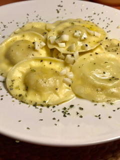 Una foto de Capellacci de setas, “aglio e olio”