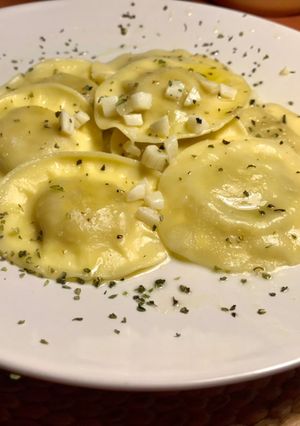 Una foto de Capellacci de setas, “aglio e olio”