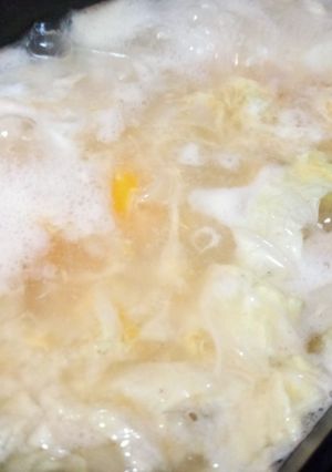 รูปของ ก๋วยเตี๋ยวเส้นใหญ่(มาม่า) เติมเครื่องครบ จบอร่อย