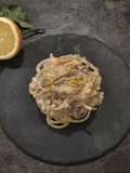 Spaghetti quadrati risottati brodo e tartare di orata con pecorino e zeste di limone