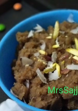 A picture of Chocolate Sooji Halwa.