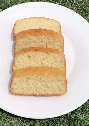 A picture of Plain cake.