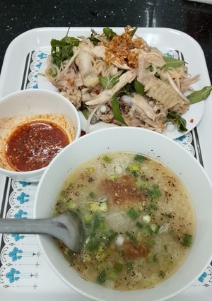 Hình của món Cháo gà + gỏi Gà.