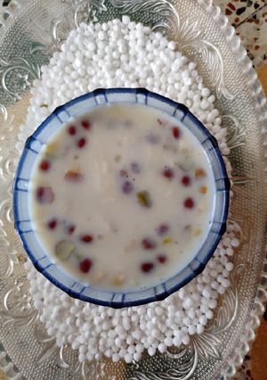 સાબુદાણા ની ખીર (Sabudana Kheer Recipe In Gujarati) રેસીપી મુખ્ય ફોટો