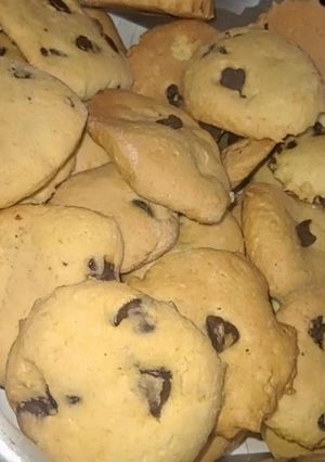 Una foto de Galletas de chips de chocolate SIN MANTECA