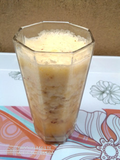 A picture of PineappleApple Drink.