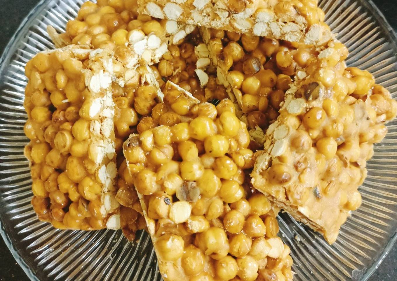 Channay ki Chikki Bite 😍😍