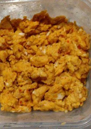 A picture of Bell pepper Scrambled Eggs.