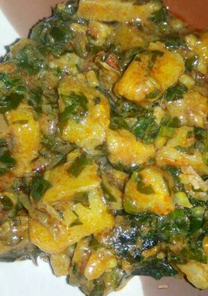 A picture of Unripe porridge plantain.