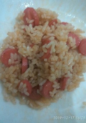 Foto resep Nasi goreng sosis (untuk krucil) simpel