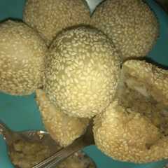 Onde wijen isi kacang hijau রেসিপির প্রধান ছবি