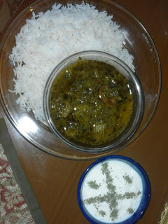 عکسی از دستور خورشت کرفس با گوجه سبز