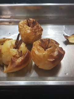 Una foto de Manzanas asadas