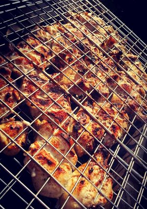 صورة لوصفة دجاج مشوي على الفحم 🍢