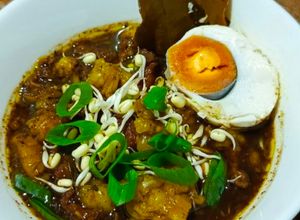 Foto resep 11. Rawon khas SukaSuka (Sengkel + Tetelan)