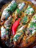 Tajine de habas tiernas con jureles blancos