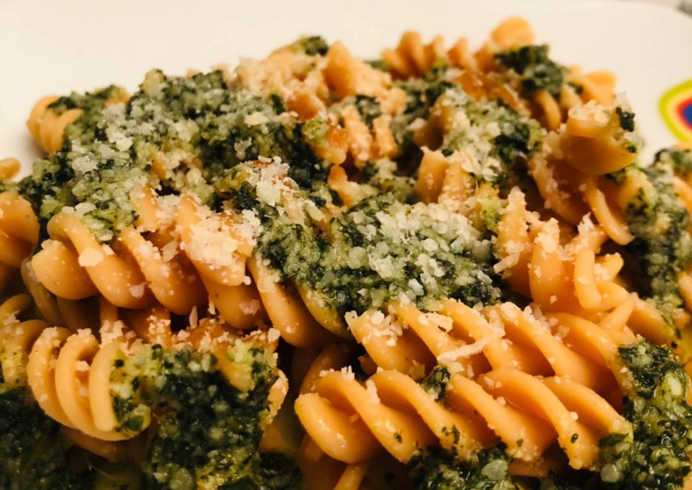 Salsa pesto de albahaca