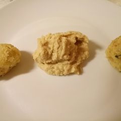A picture of Crab balls and hummus.