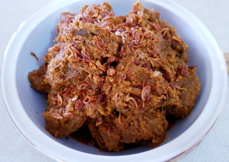 Recipe of Favorite Beef In Spicy Coconut Milk (Beef Rendang)