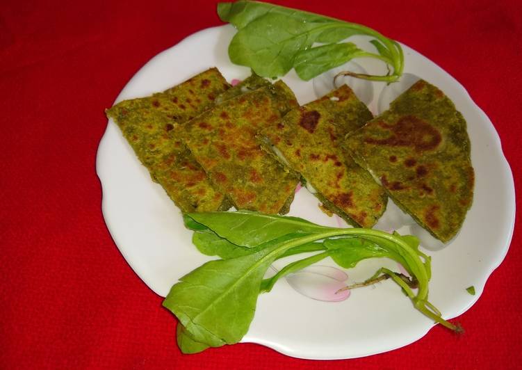 Spinach and cheese paratha