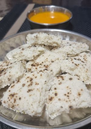 A picture of Surati Madhi na dhokla idada.