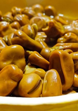 Una foto de Habas hervidas🫛🌶️