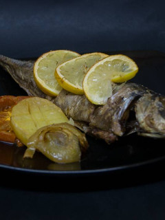 Una foto de Pescado al limón al horno