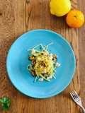 Spaghetti quadrati con cozze e scampi al profumo di agrumi