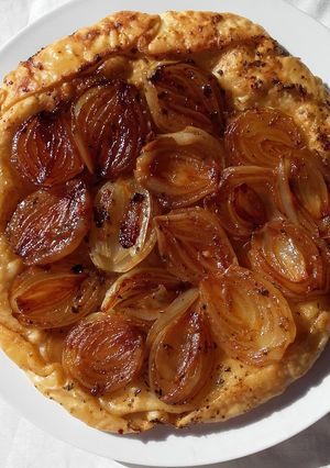 Una foto de Tarta Tatin de cebolla